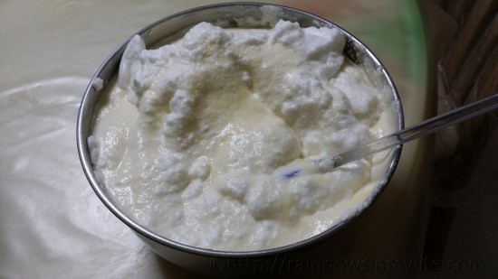 Japanese Cream Cheese Chiffon Cake - folding meringue