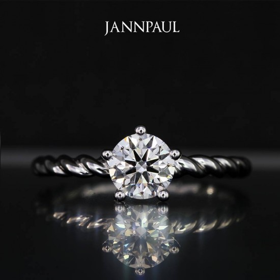 5 prong ring Image taken from JannPaul
