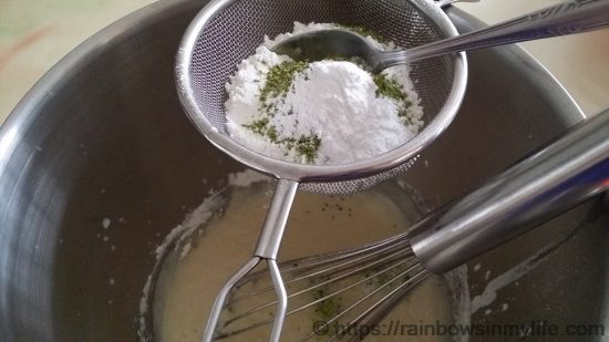 Matcha Cupcakes - add flour