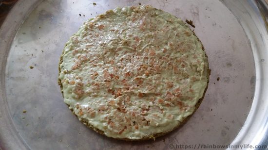 Matcha-misu Cake - spread cream