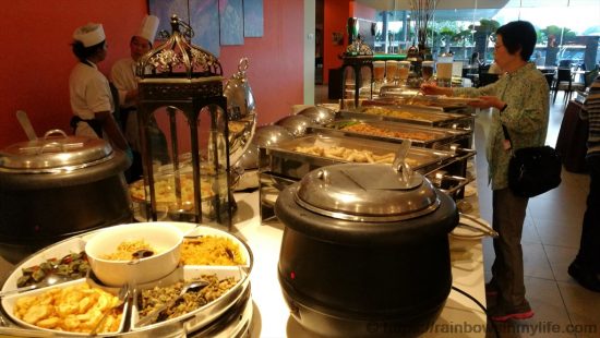 2016 KL - buffet spread